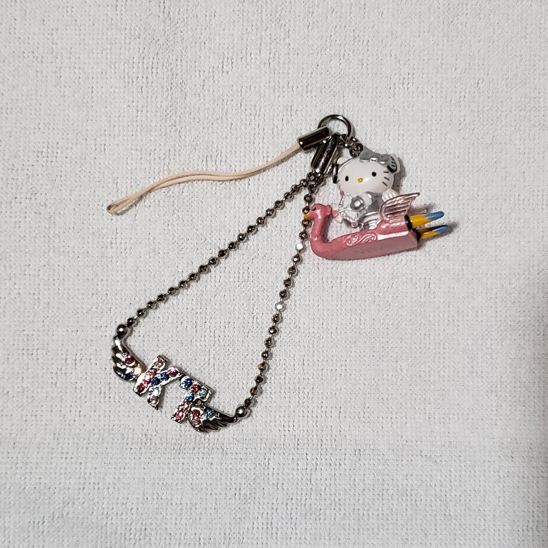 ハローキティ Vivitix スワン ストラップ＆チャームセット