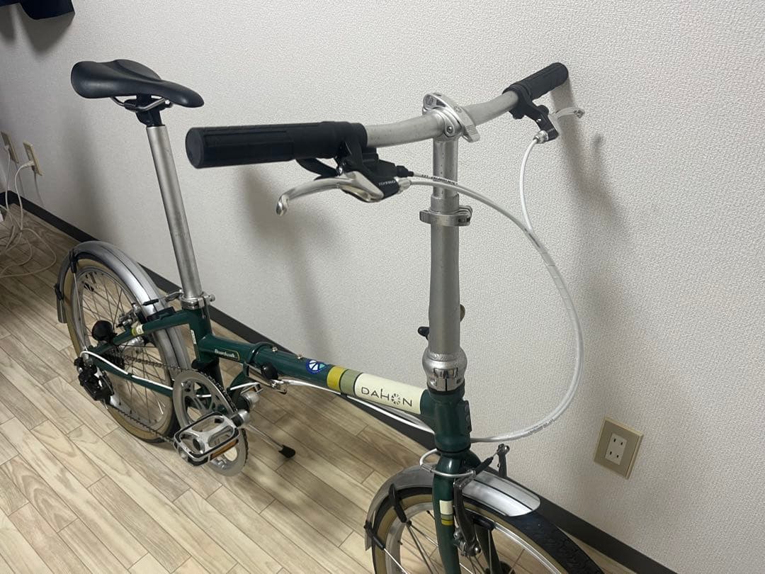 【送料込】 DAHON Boardwalk D7 20インチ グリーン