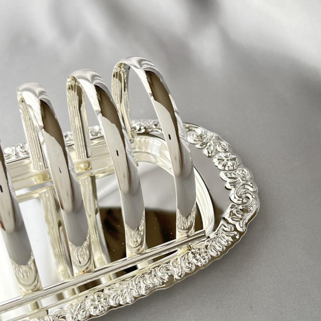 【QUEEN ANNE】 トーストラック【シルバープレート】