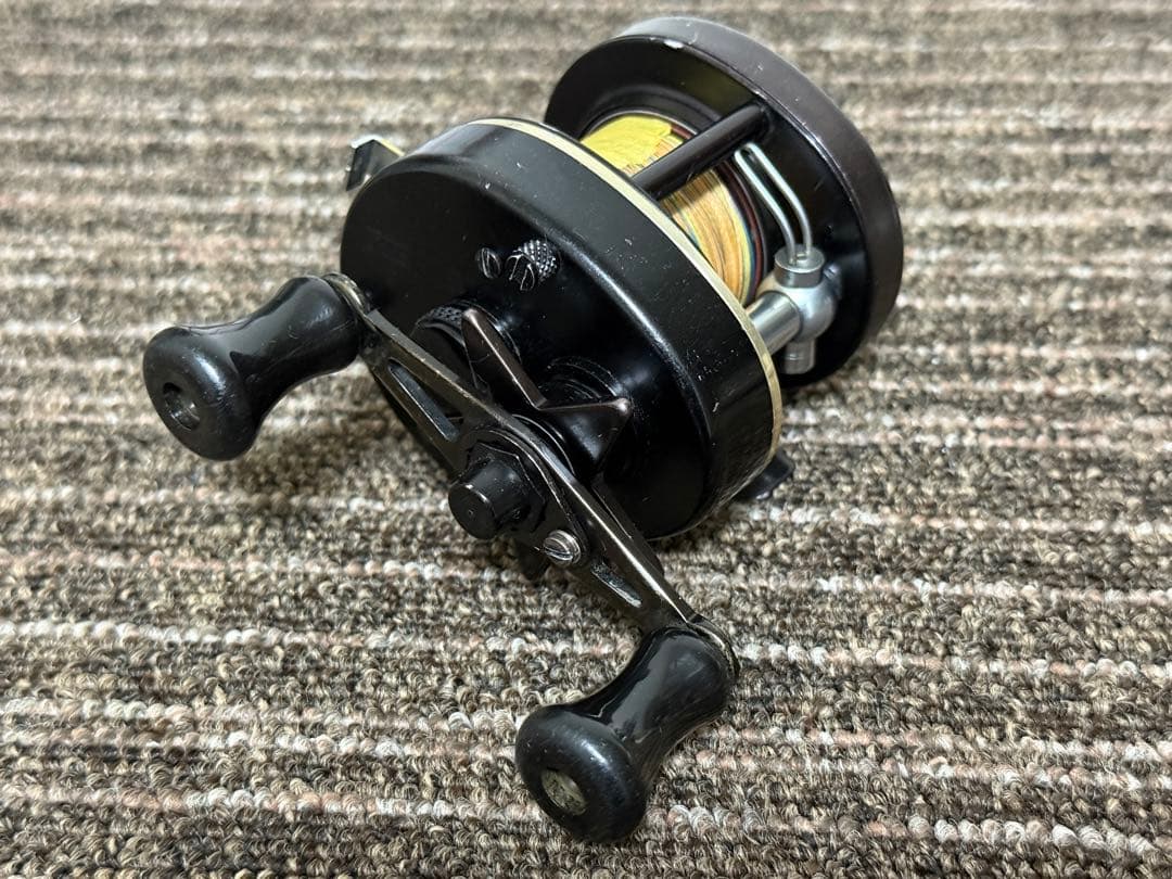 Shakespeare Sigma Pflueger パーツ使用 2600