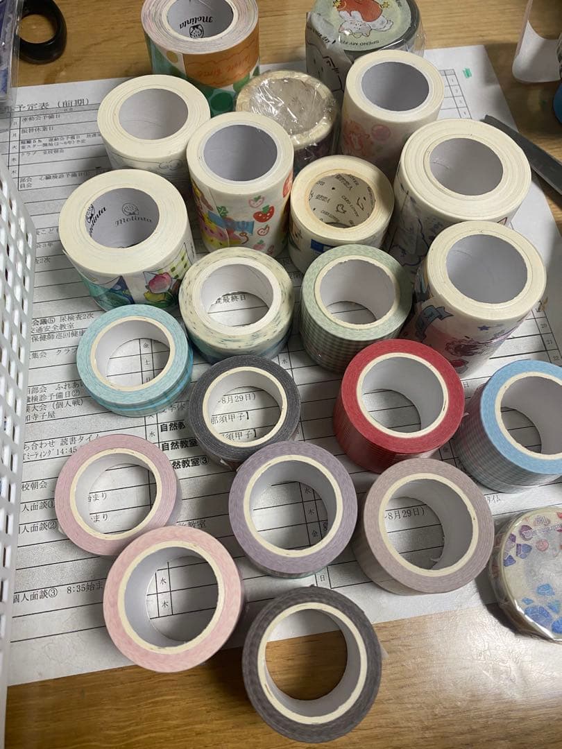 カラフルなデザインのマスキングテープセット