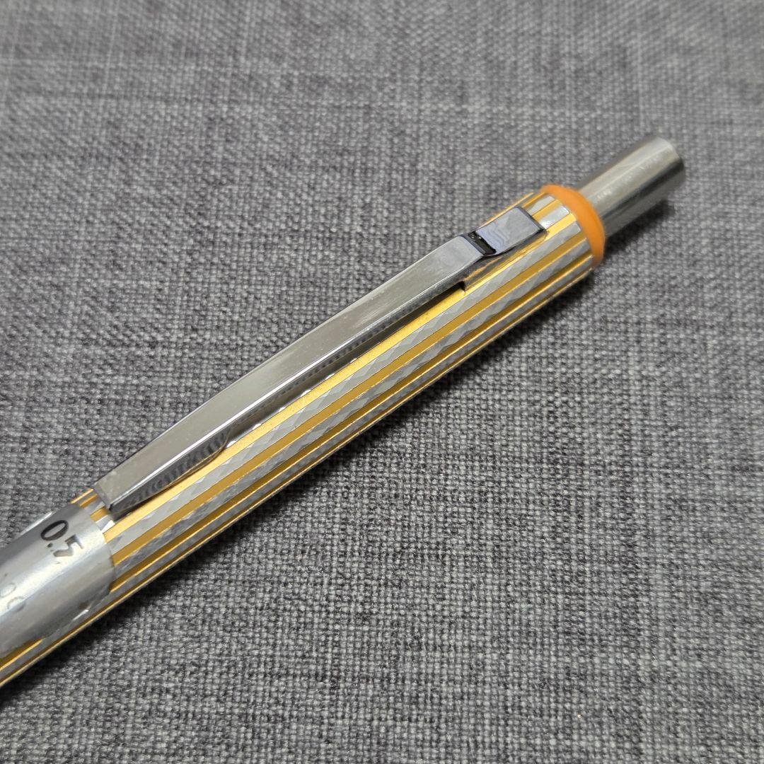 筆記具 Pentel P1075