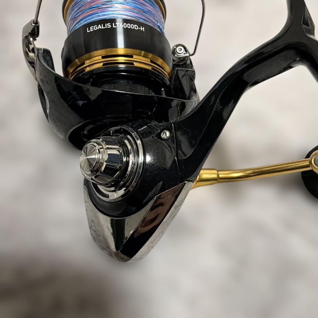 DAIWA LEGALIS LT 6000D-H スピニングリール 黒/金
