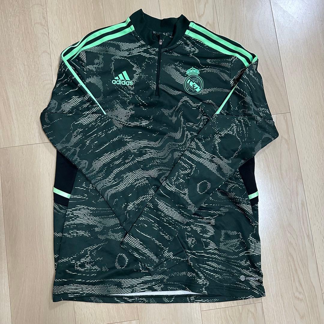 【24時間限定価格】レアル・マドリード　トレーニングジャージ