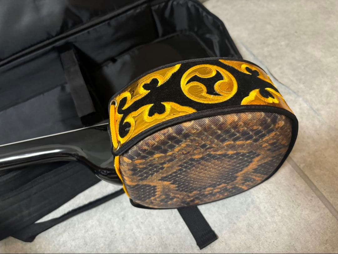 リ*ロ様 沖縄三線 人工蛇皮 琉球 民族楽器 伝統楽器 入門 初心者 本格 琉球