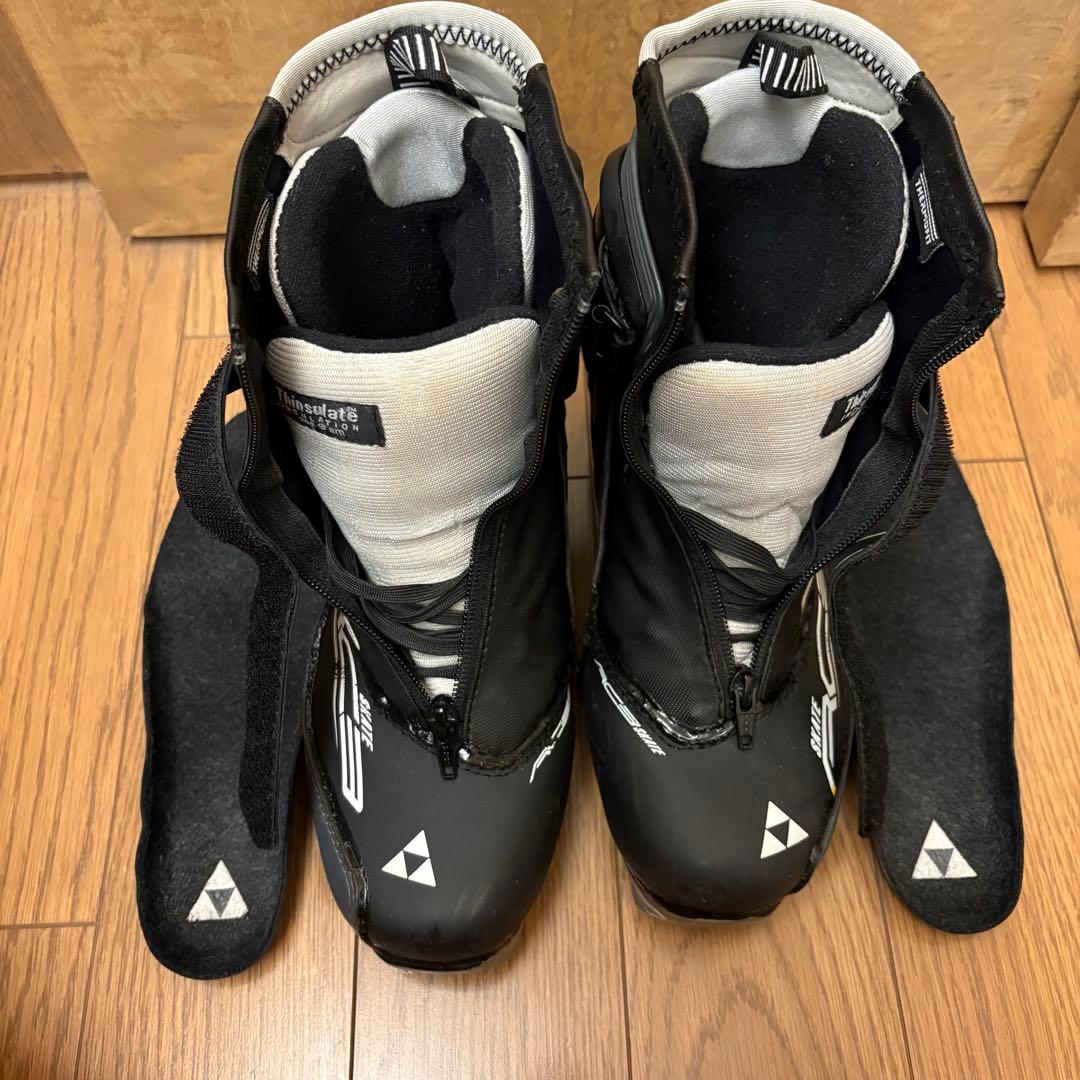 フィッシャーRC3 25.5 クロスカントリースキー　ブーツ