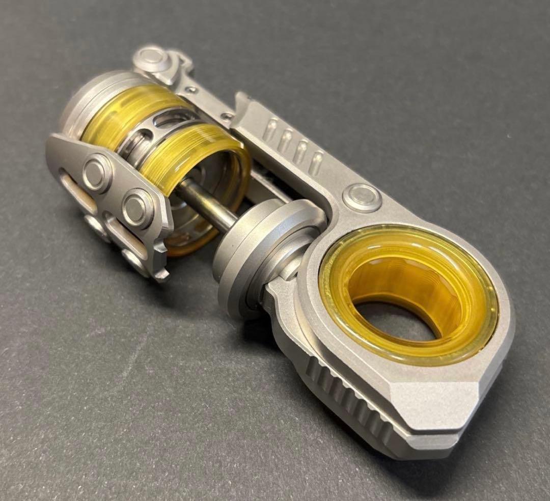 音叉内蔵 フィジェットトイ　EDC グレネード型　フィジェット　ハンドスピナー