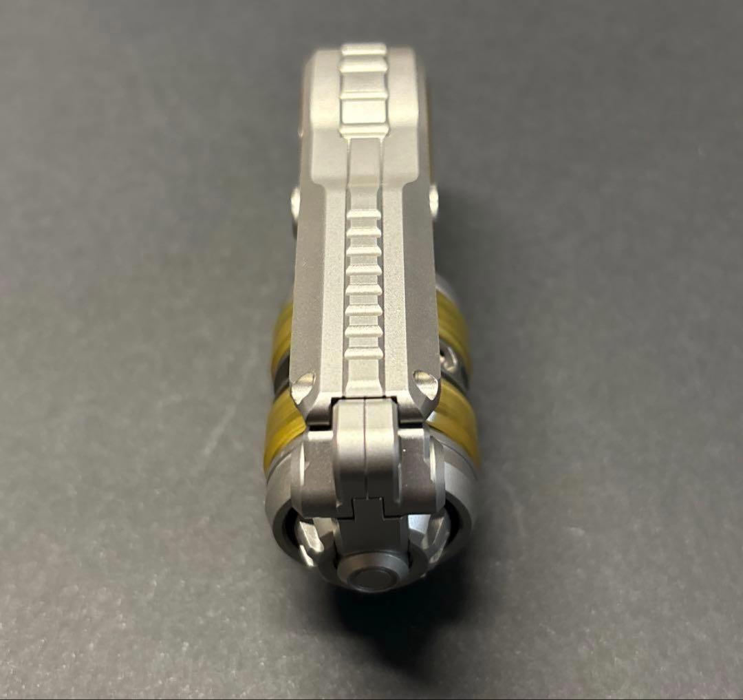 音叉内蔵 フィジェットトイ　EDC グレネード型　フィジェット　ハンドスピナー