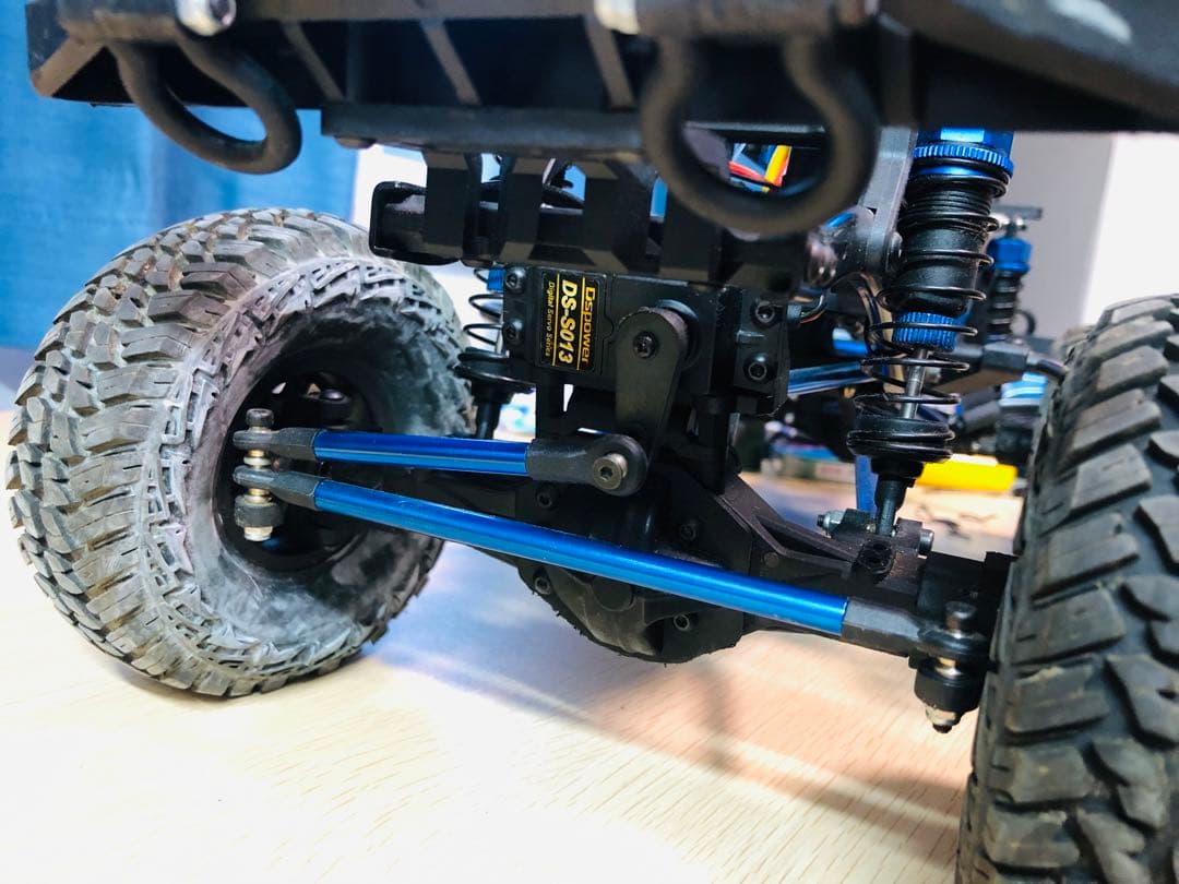 ラジコン　クローラー　　オフロードRCカー 青 17番 DUMBO RCリモコン