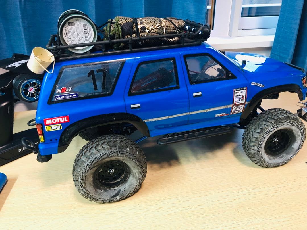 ラジコン　クローラー　　オフロードRCカー 青 17番 DUMBO RCリモコン