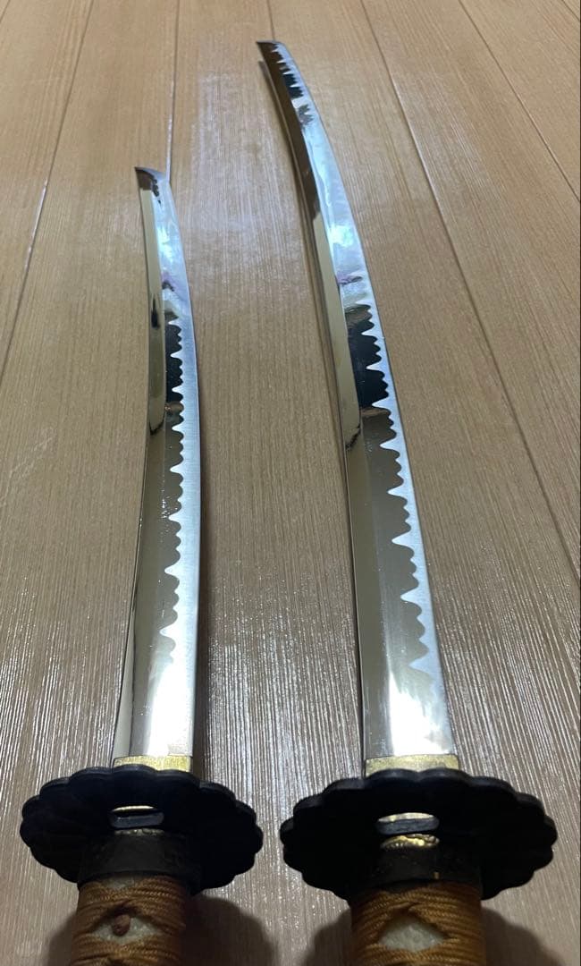 模造刀　居合刀　太刀　脇差　刀掛け　武具　b88