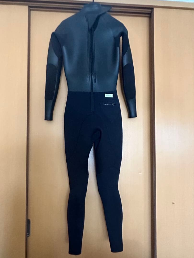 MARIAWETSUITS ジャーフル　3ミリ S