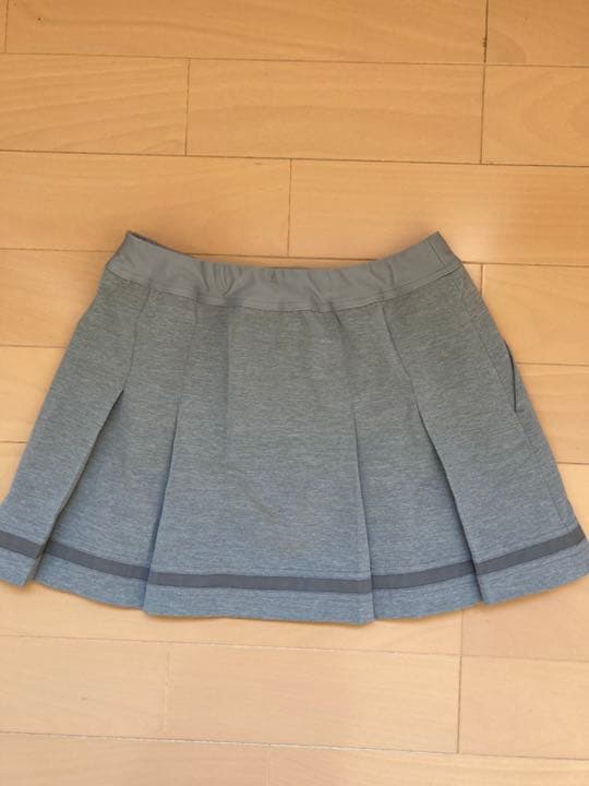 人気売れきれ商品　スコート　バボラ　テニスウェア