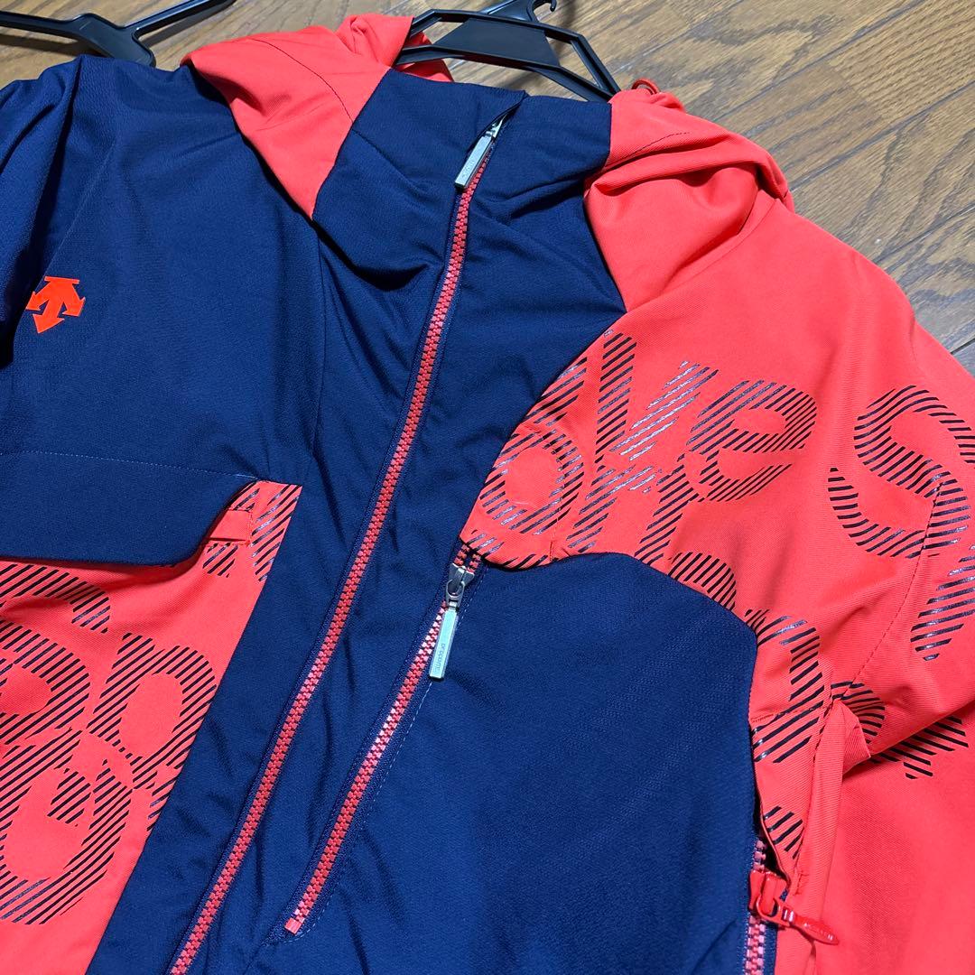 早いもの勝ち！DESCENTEスキーウェア