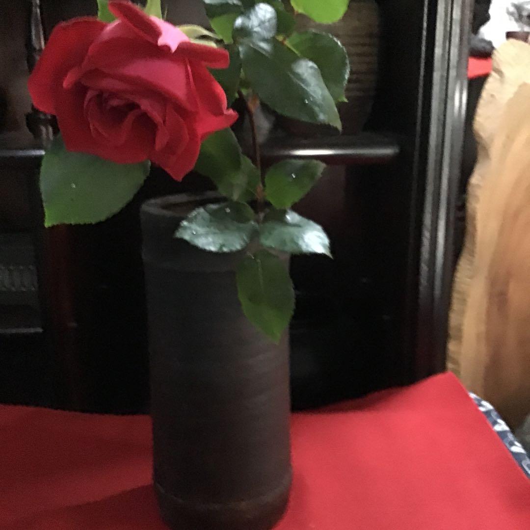 古備前の筒形花生けです。只今初売りです❣️