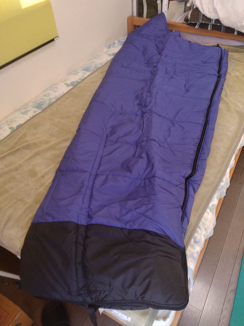 中古良品①　イスカ ISUKA Trek1000 シュラフ