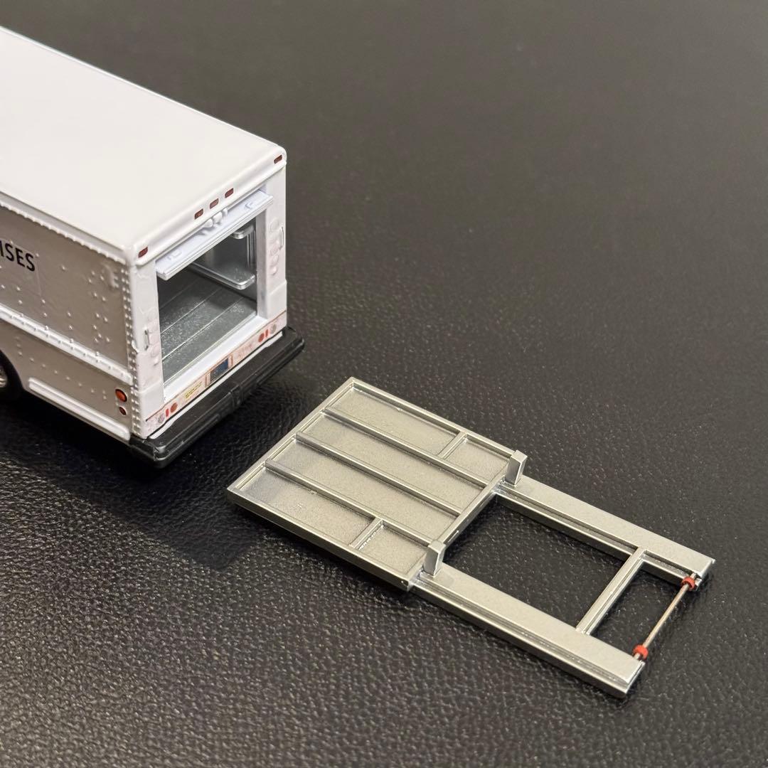 ドクのバン カスタム バックトゥザフューチャー デロリアン ①