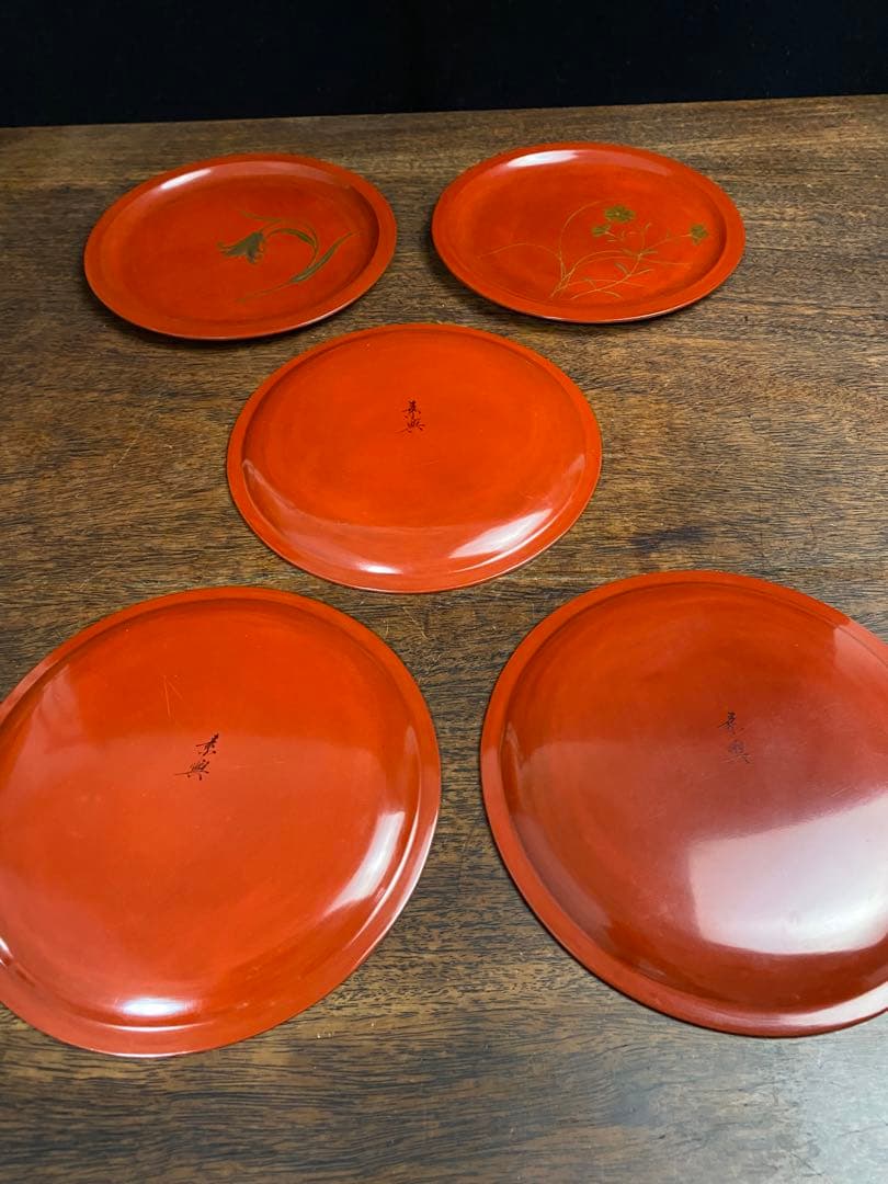 赤い漆器 菓子器5枚セット 木箱付き　美術品　骨董品　工芸品　菓子器