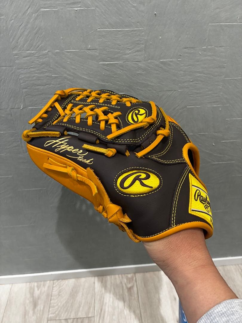 ローリングス 軟式グローブ 左投用 オールラウンダー 新品未使用 タグ付き