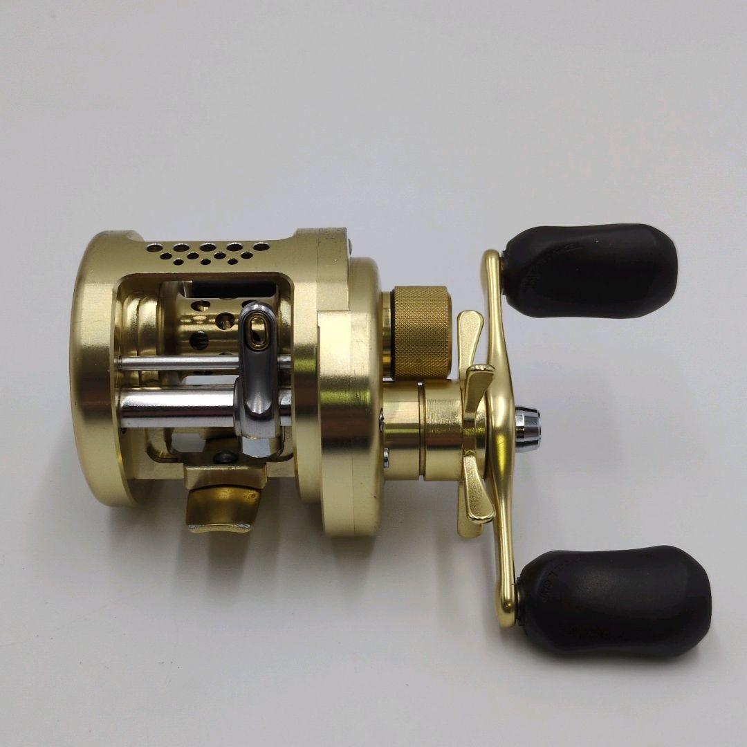 SHIMANO 01 カルカッタコンクエスト101 RH443 レフト 箱付