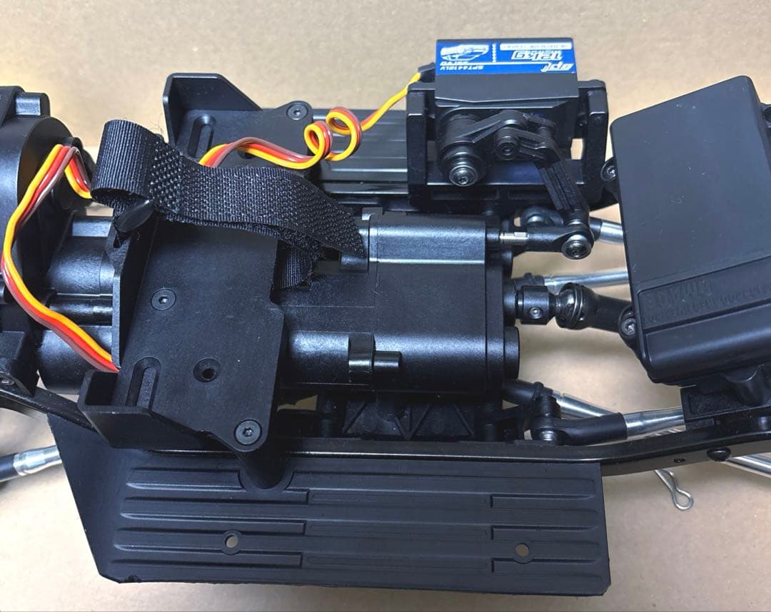 1/10 G MADE GS02F ジープ グラディエータクローラーラジコン