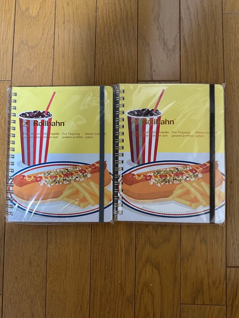 復刻版元祖5年以上前品　文具女子博　限定　カスタムロルバーンホットドックLの2冊