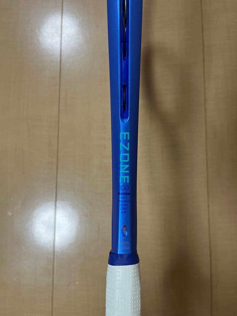 ヨネックス EZONE 100 テニスラケット