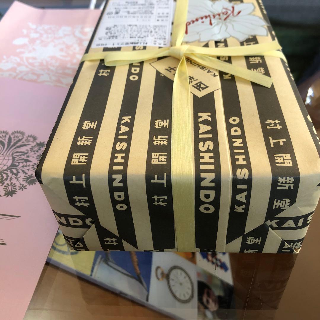 村上開新堂クッキー　東京会員制　今頂戴いたしました。六月期限の新しいお品物