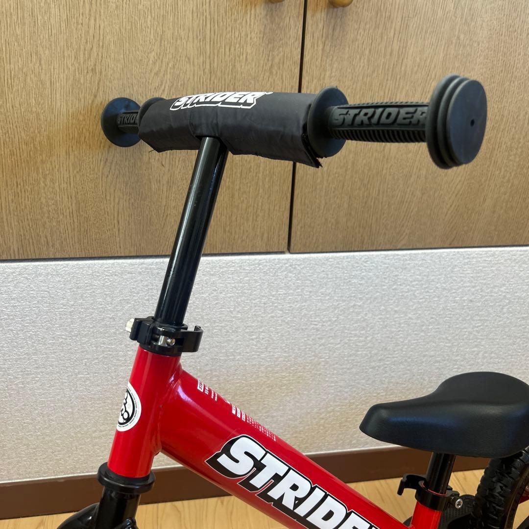 【美品】ストライダー スポーツモデル 12インチ　日本正規品　レッド