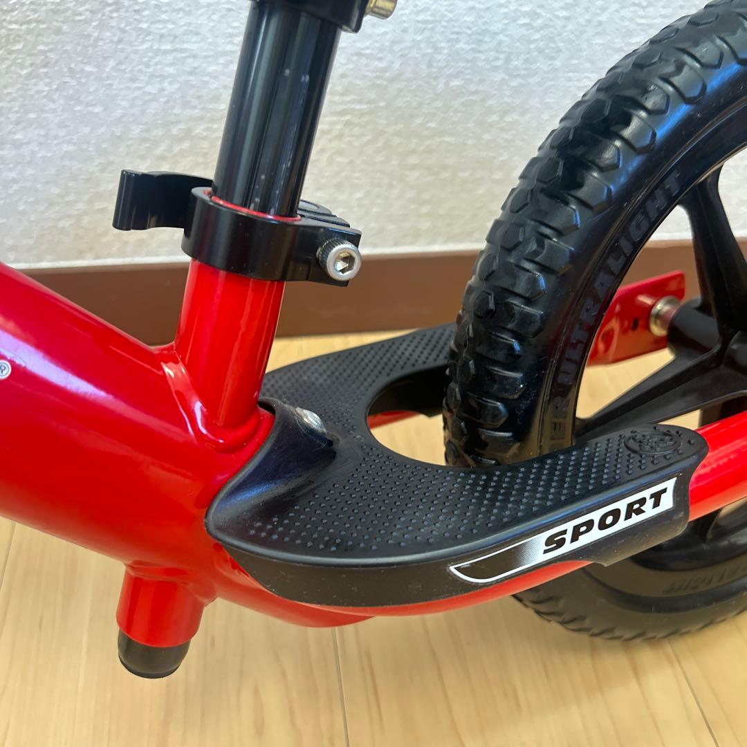 【美品】ストライダー スポーツモデル 12インチ　日本正規品　レッド