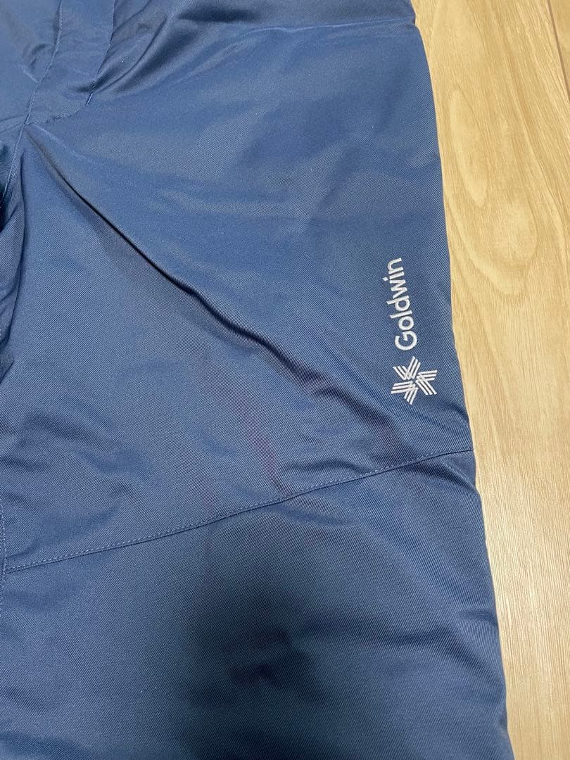 【超美品】お値下げ！早め用意！Goldwin160サイズスキーウェア