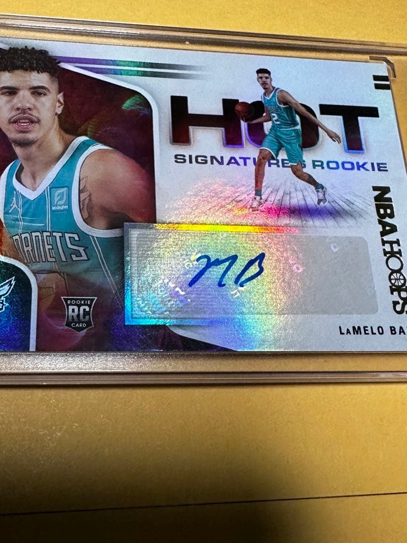 NBAカード　ラメロ・ボール　サイン