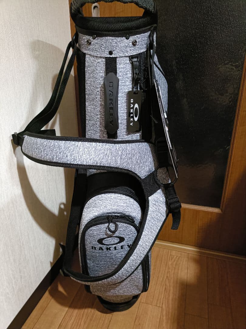 OAKLEY キャディバッグ
