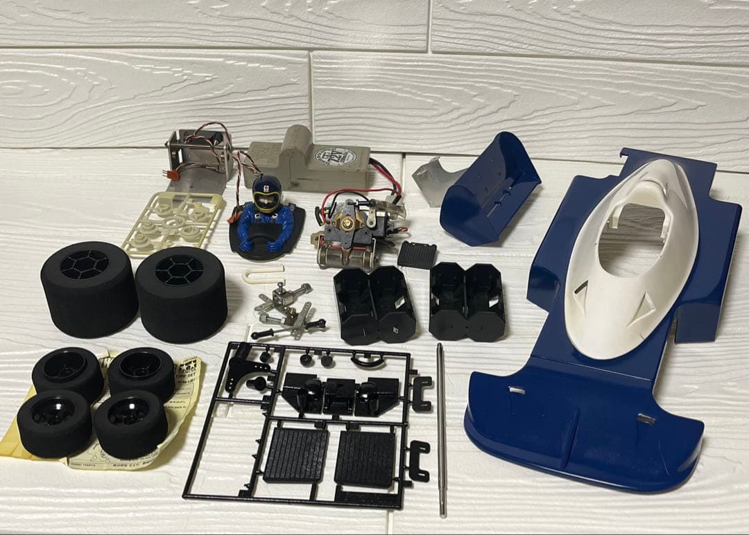 Simon Kahler 当時物 超希少 タミヤ タイレル パーツ