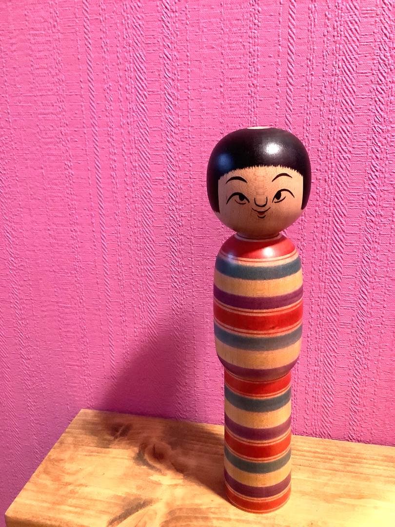 希少　奥瀬陽子工人　轆轤絵柄模様こけし　平成９年作