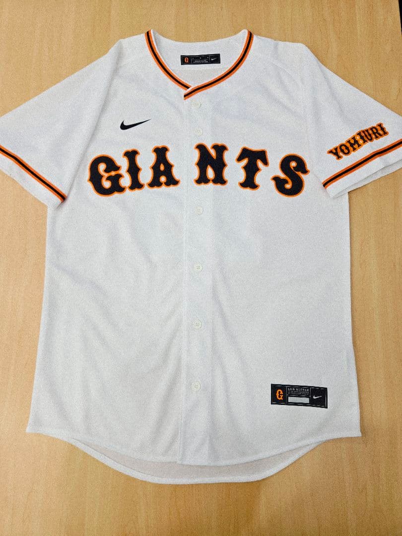 読売ジャイアンツ　菅野智之 ユニフォームNIKE Mサイズ
