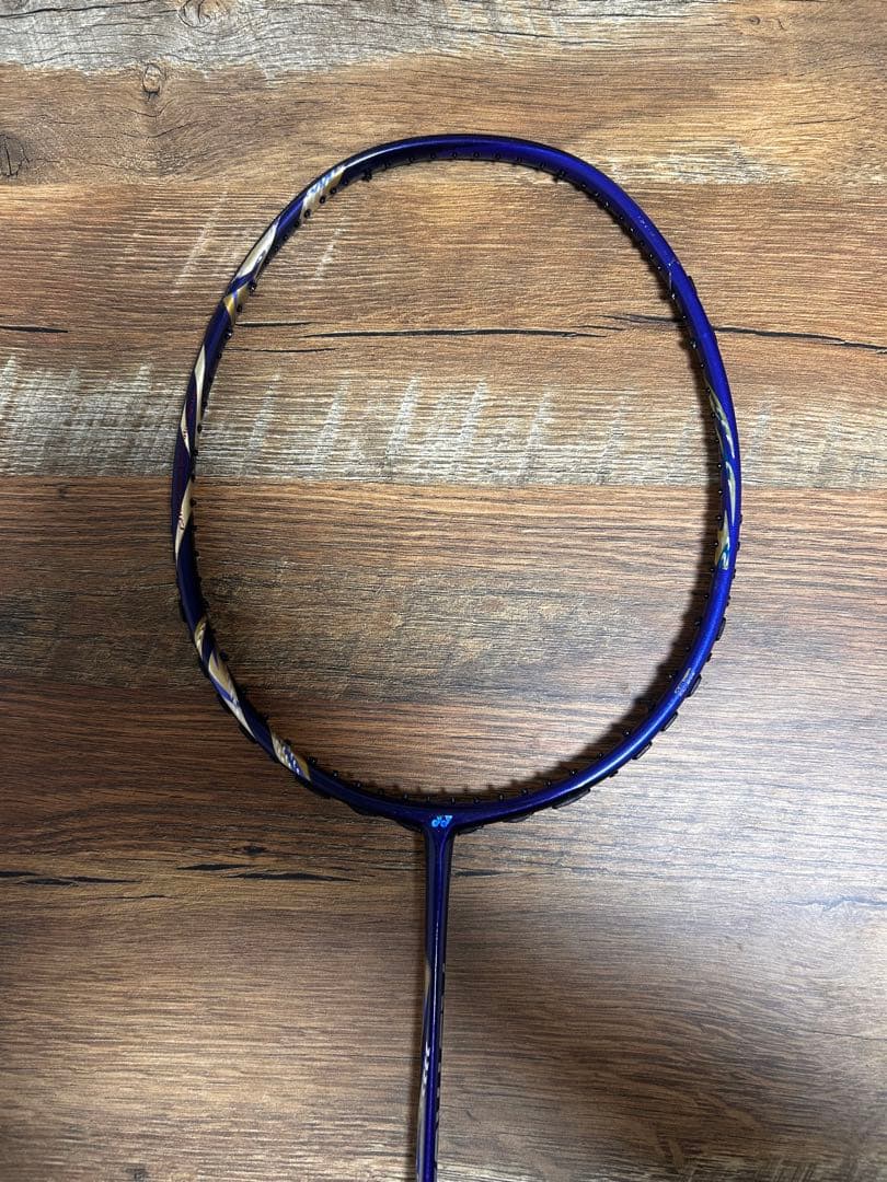 ASTROX99 4U バドミントンラケット【ジャンク品】