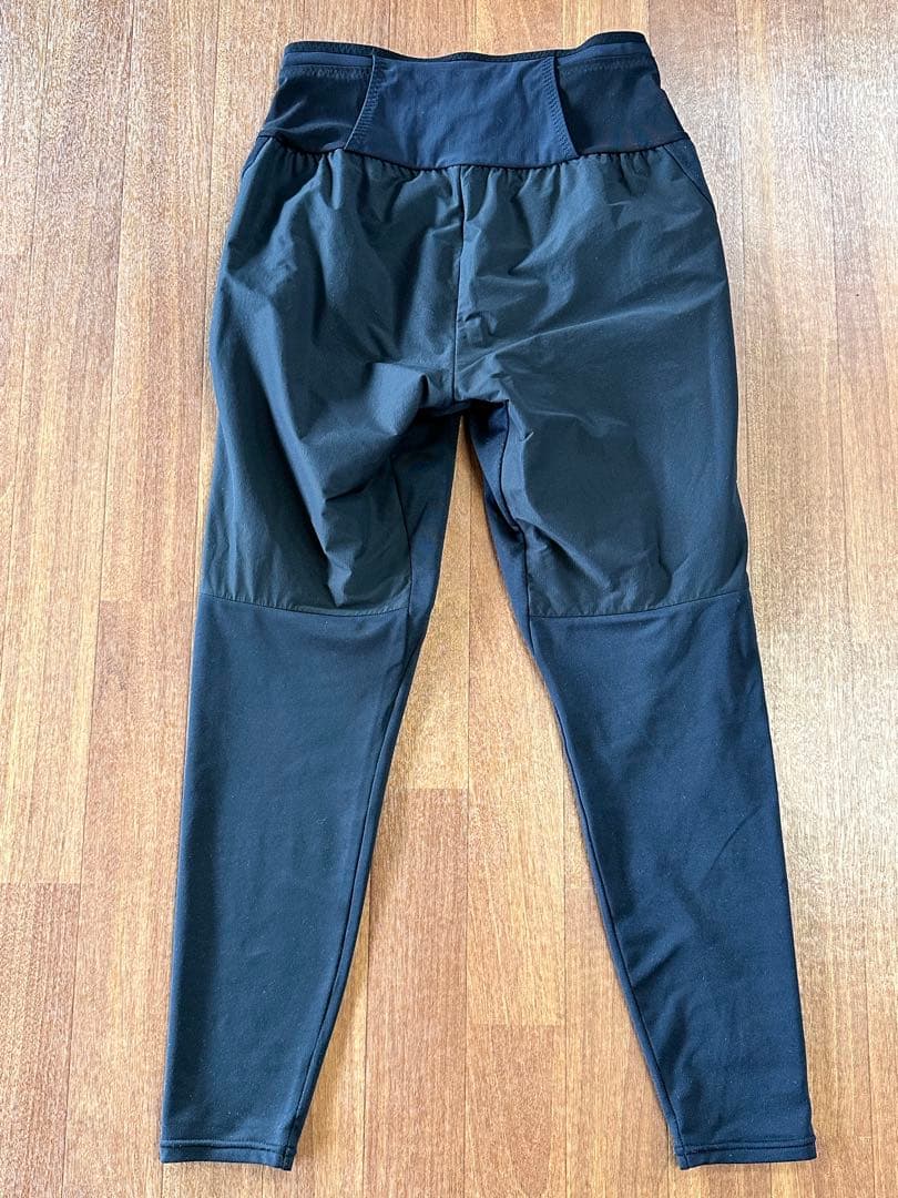 美品！ザノースフェイス　ホワイトライトタイツ　撥水　防風　保温　ランニング　M