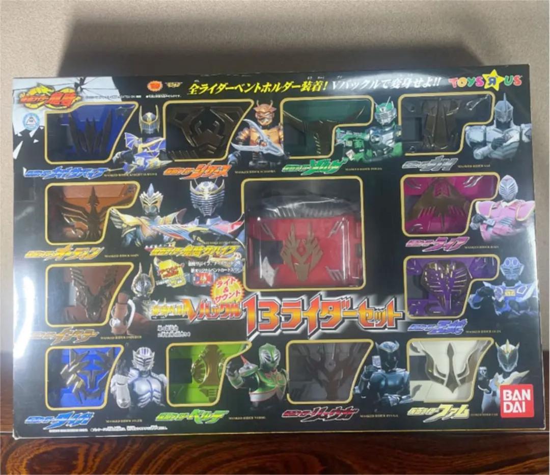[未開封]仮面ライダー龍騎変身ベルトVバックル13ライダーセット トイザらス限定