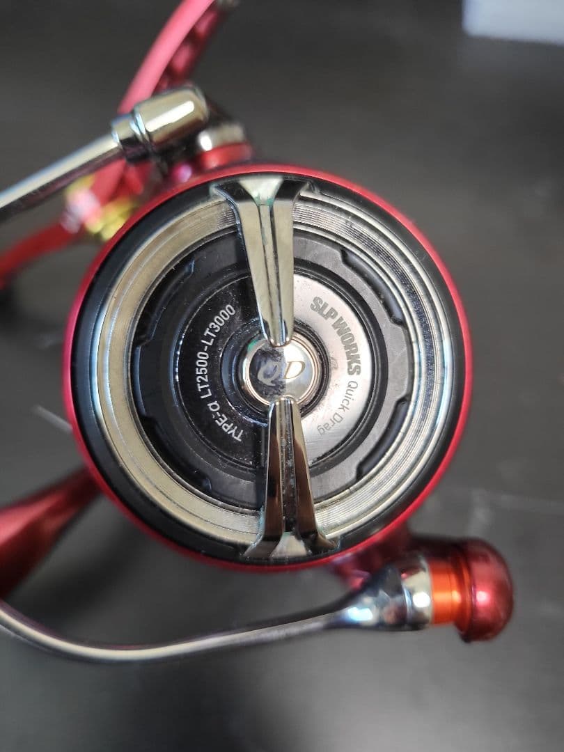 ダイワ　SALAMANDURA AIR FC LT2500S-XH カスタム