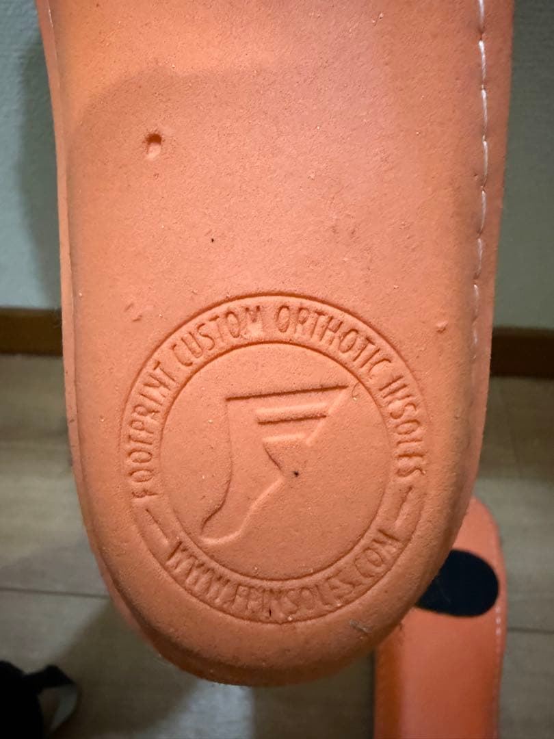 ディーラックス　アースリン　26.5.cm