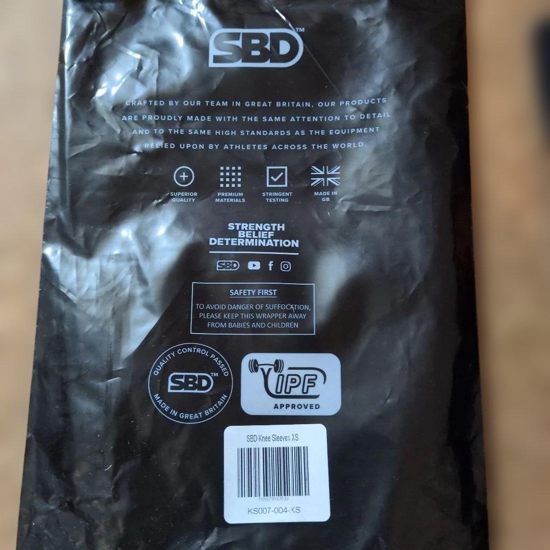 SBD　ニースリーブ 7mm XS ブラック/レッド