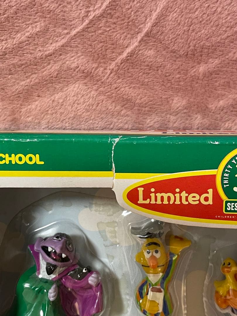 セサミストリート　３０周年記念　フィギュアセット　きーままーま　おもちゃ