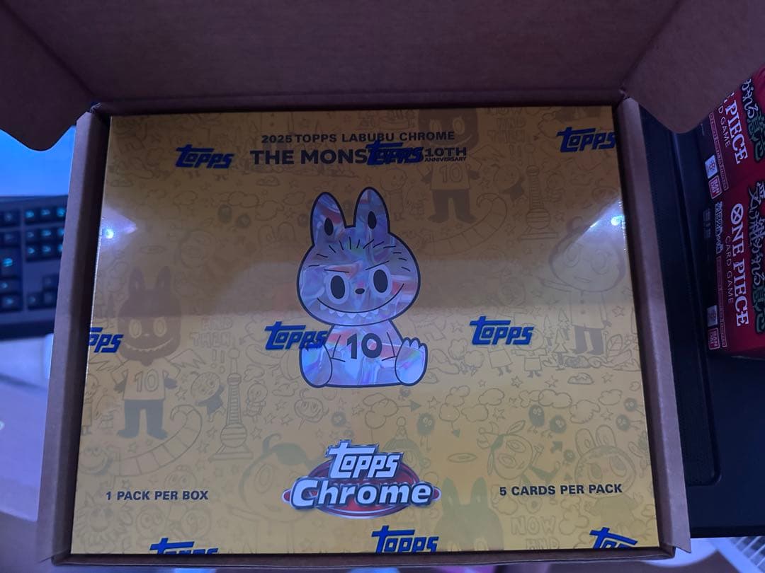 Topps Chrome The Monsters 50th 1パック