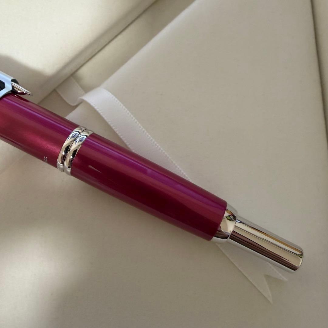 パイロット キャップレス 2017限定 サンライズ 万年筆