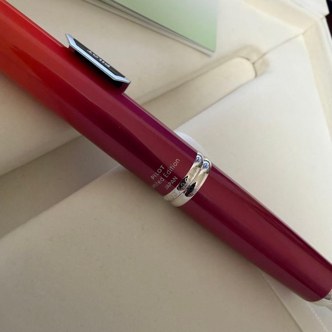 パイロット キャップレス 2017限定 サンライズ 万年筆
