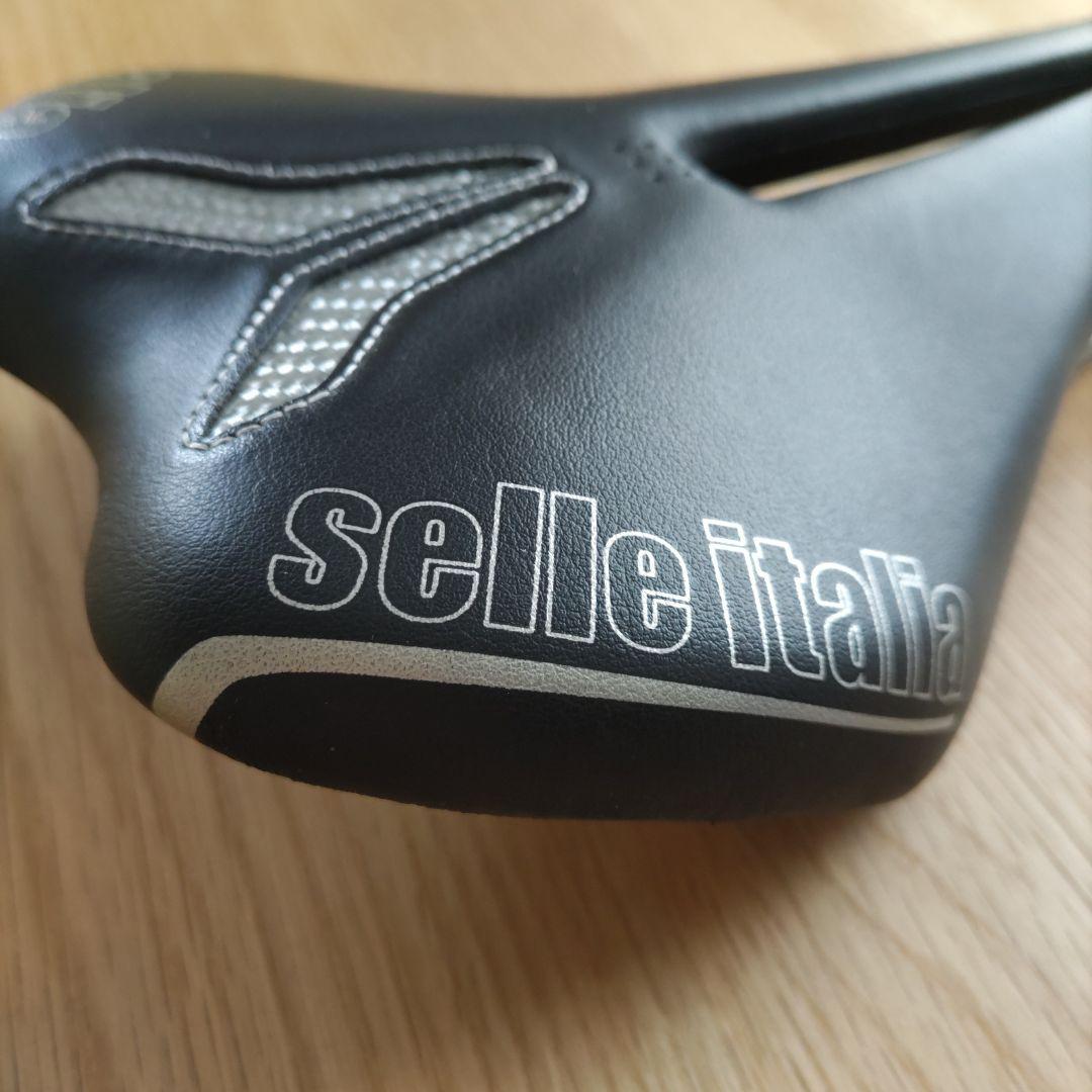 Selle Italia セライタリア SLR FLOW サドル ブラック