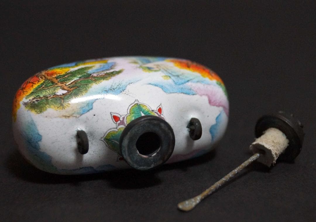 清 乾隆年製 銅胎 琺琅彩『山水風景楼閣人物図』 鼻煙壺 時代物 古賞物 極細工