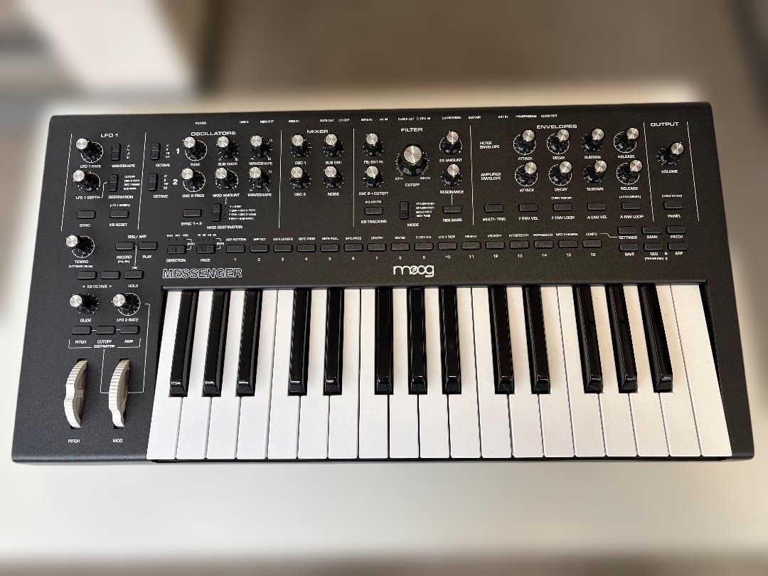 【ほぼ未使用】moog MESSENGER 32鍵 アナログシンセサイザー