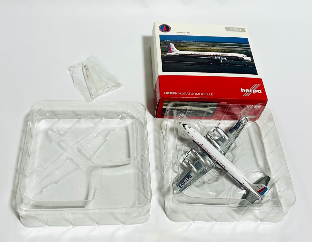 1/200 ダグラスDC-6B フライイースタン航空